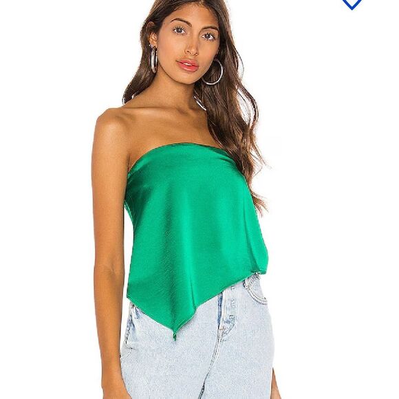 Superdown cora asymmetrical top in Kelly Green- Size Medium - Picture 1 of 11